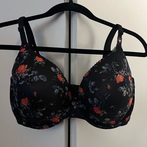 Victoria’s Secret Floral Black 36DDD Body By Victoria Lined Perfect Coverage Bra